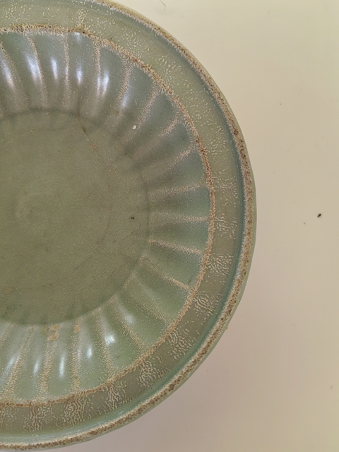 古玩陶瓷龍泉窯青釉洗真品鑒賞圖