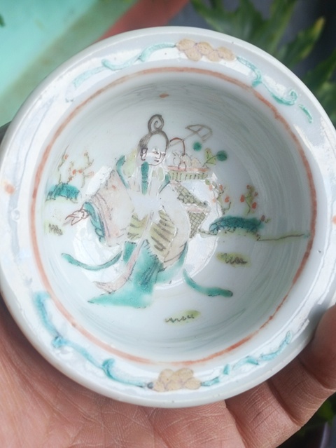 古玩陶瓷清晚期 粉彩麻姑獻(xiàn)壽紋內(nèi)碗真品鑒賞圖