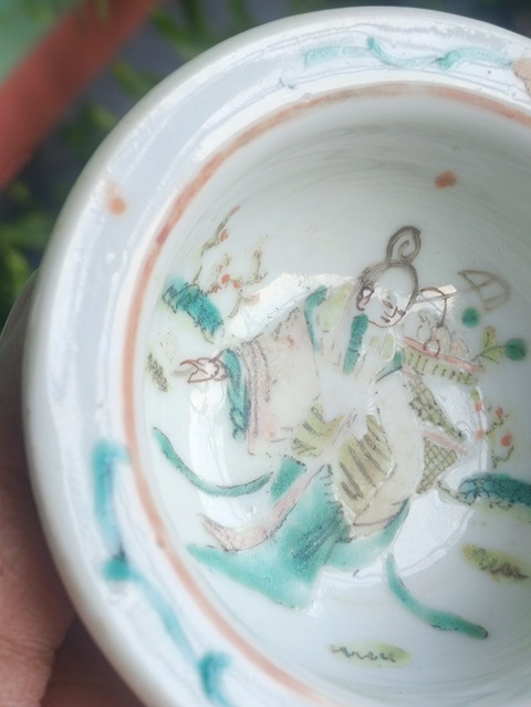 古玩陶瓷清晚期 粉彩麻姑獻(xiàn)壽紋內(nèi)碗真品鑒賞圖