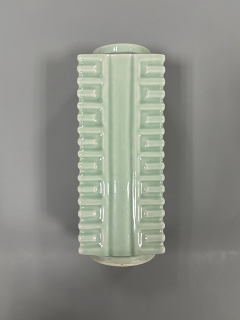 古玩陶瓷青釉琮式瓶真品鑒賞圖