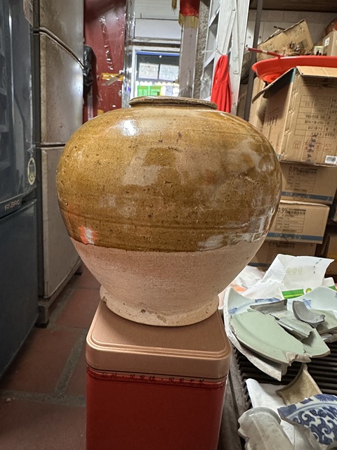 古玩陶瓷唐黃釉萬年罐真品鑒賞圖