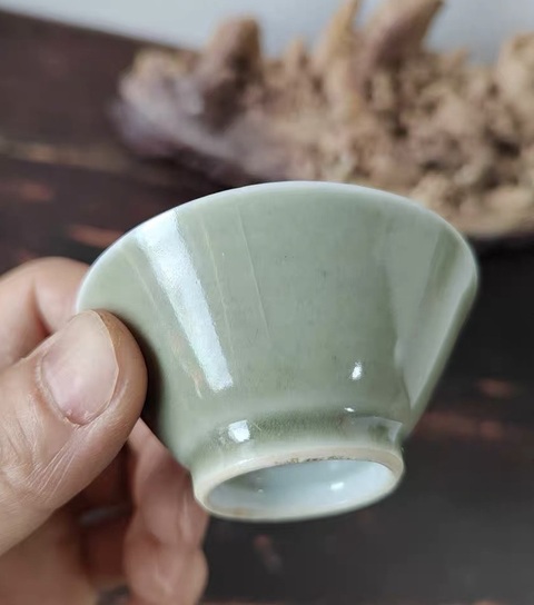 古玩陶瓷豆青釉斗笠杯真品鑒賞圖