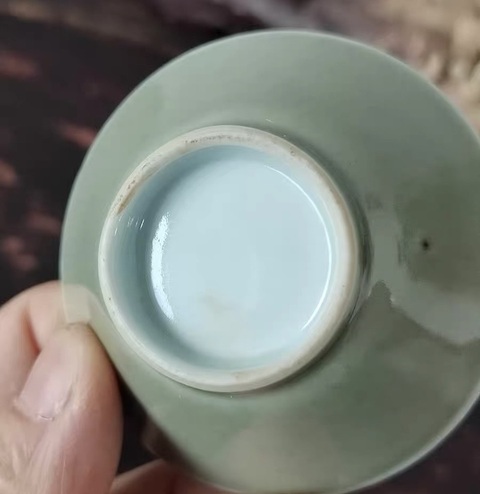 古玩陶瓷豆青釉斗笠杯真品鑒賞圖