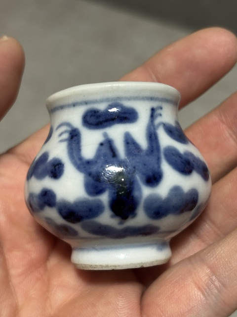 古玩陶瓷青花蝙蝠紋水盂真品鑒賞圖