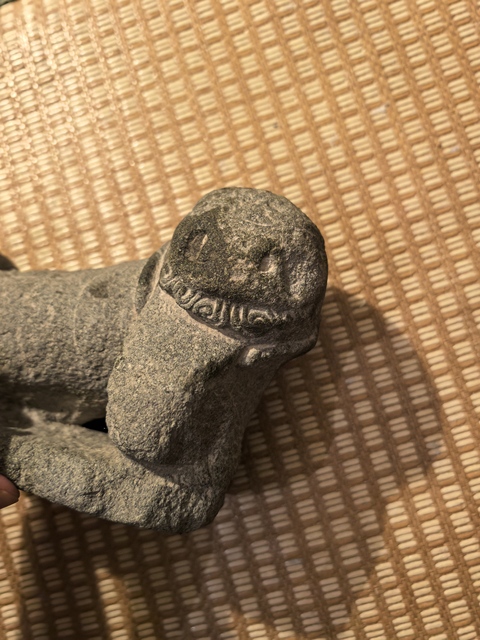 古玩雜項(xiàng)案頭獅真品鑒賞圖