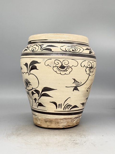 古玩陶瓷磁州窯黑彩花卉紋罐真品鑒賞圖