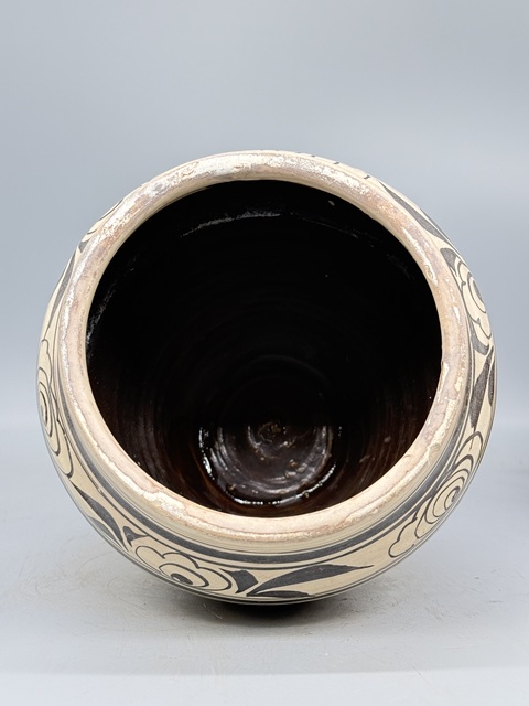古玩陶瓷磁州窯黑彩花卉紋罐真品鑒賞圖