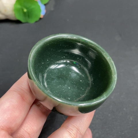 古玩玉器和田玉杯子真品鑒賞圖