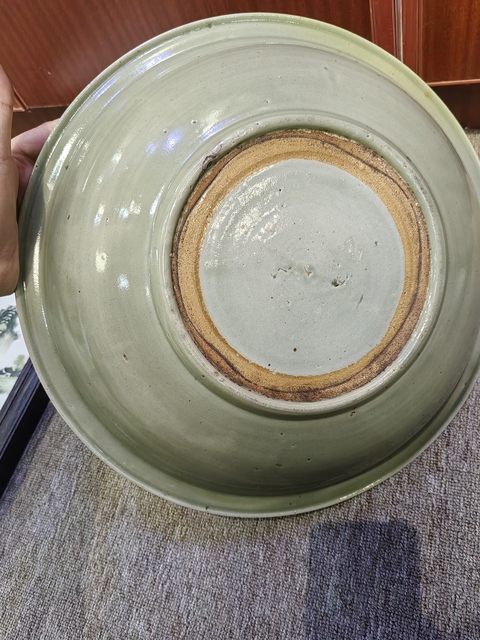 古玩陶瓷青釉刻花盤真品鑒賞圖