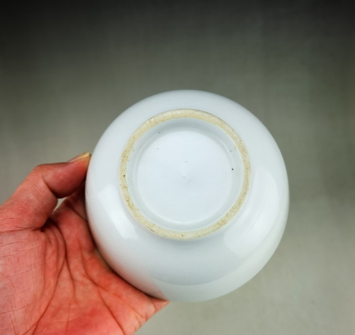 古玩陶瓷甜白釉茶碗真品鑒賞圖