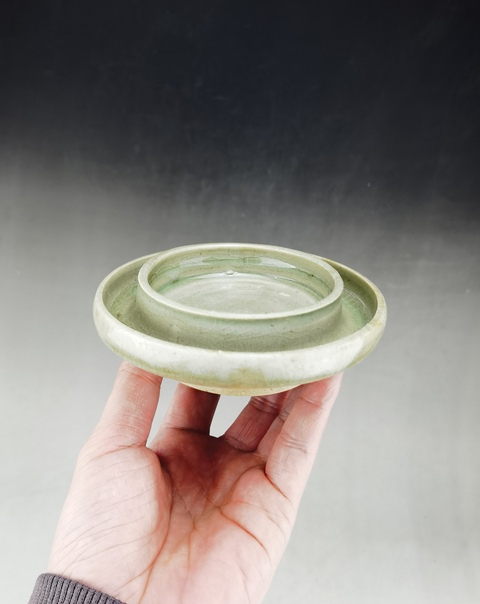 古玩陶瓷龍泉青瓷托盤真品鑒賞圖