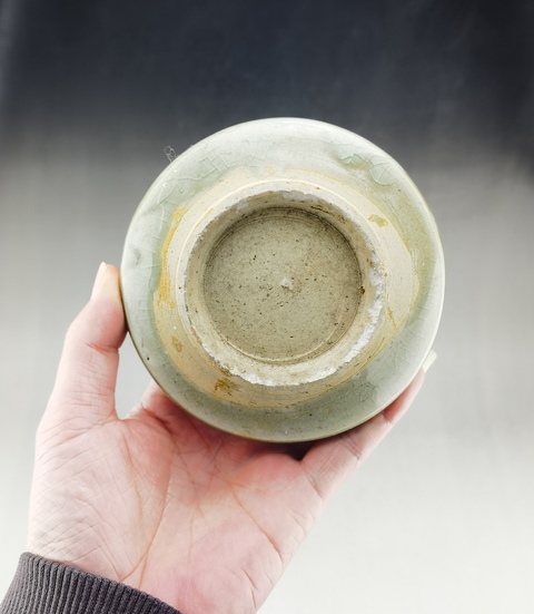 古玩陶瓷龍泉青瓷托盤真品鑒賞圖