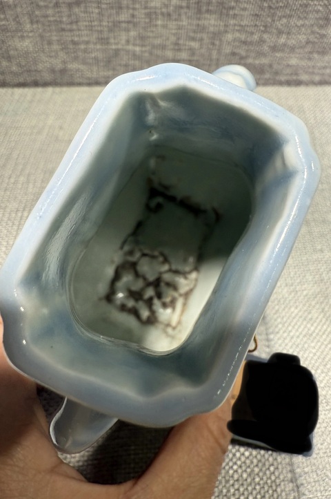 古玩陶瓷天藍(lán)釉貫耳瓶真品鑒賞圖