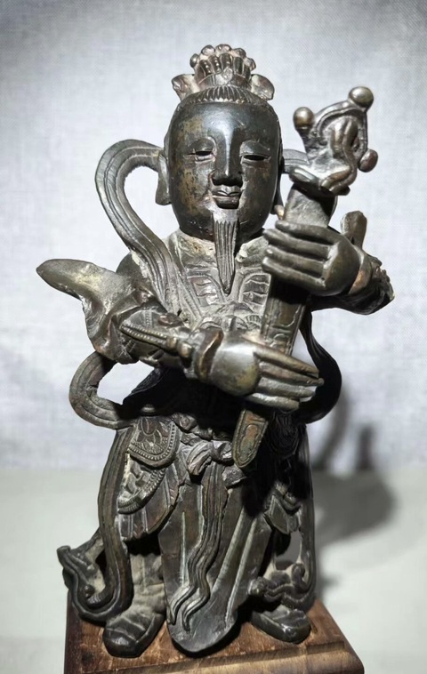 古玩銅器造像真品鑒賞圖