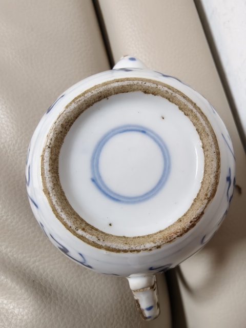 古玩陶瓷青花纏枝花卉紋壺真品鑒賞圖