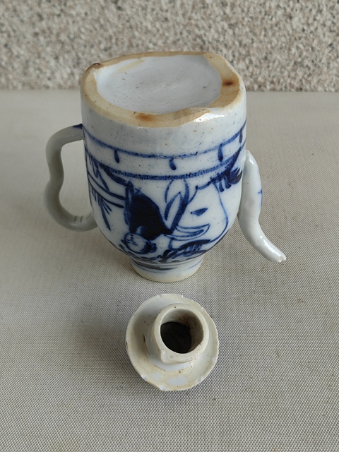 古玩陶瓷仕女紋青花執壺真品鑒賞圖