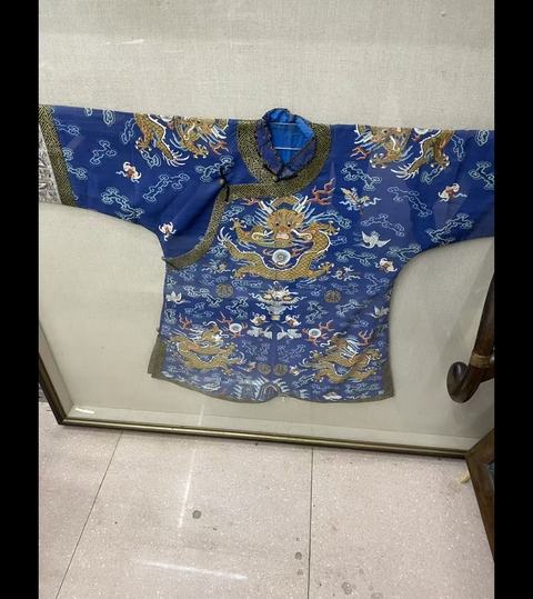 古玩雜項緙絲龍褂真品鑒賞圖