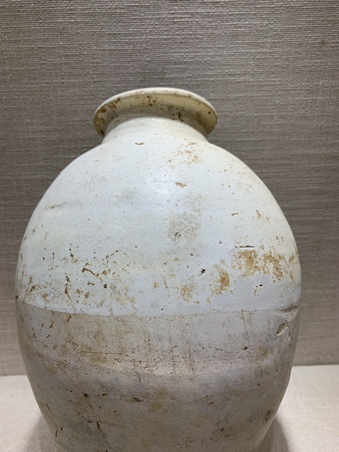 古玩陶瓷鞏縣窯白釉罐真品鑒賞圖