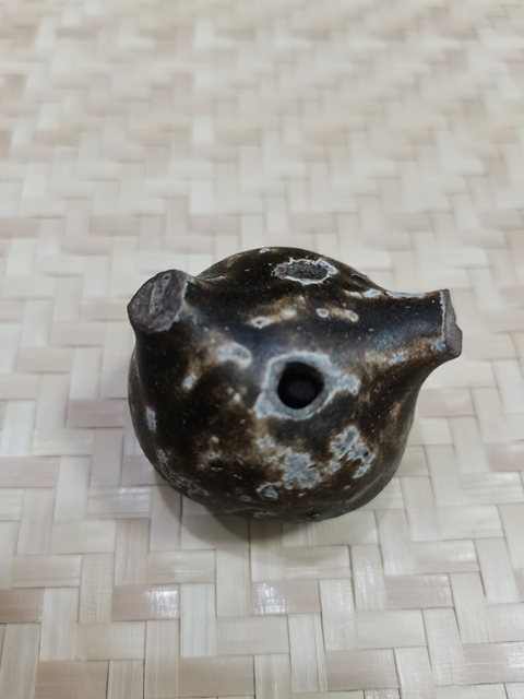 古玩陶瓷宣州窯三孔塤真品鑒賞圖