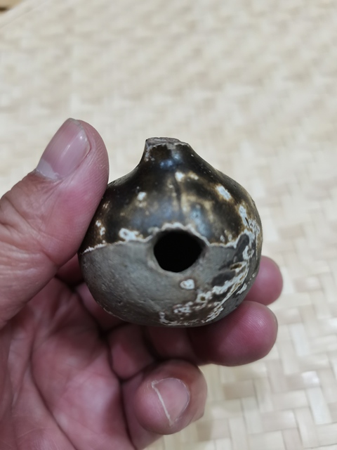 古玩陶瓷宣州窯三孔塤真品鑒賞圖