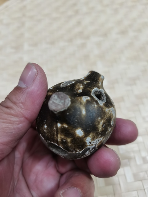 古玩陶瓷宣州窯三孔塤真品鑒賞圖