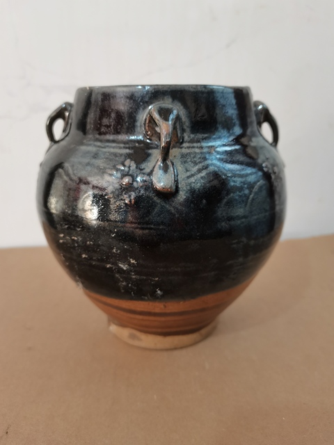 古玩陶瓷山西窯口黑釉四系印花罐真品鑒賞圖