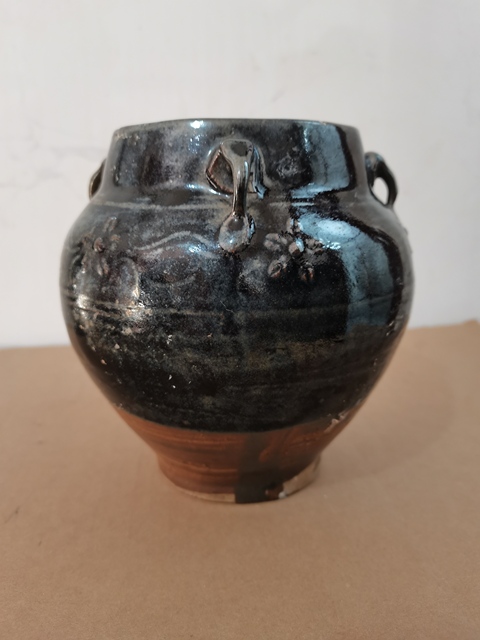 古玩陶瓷山西窯口黑釉四系印花罐真品鑒賞圖