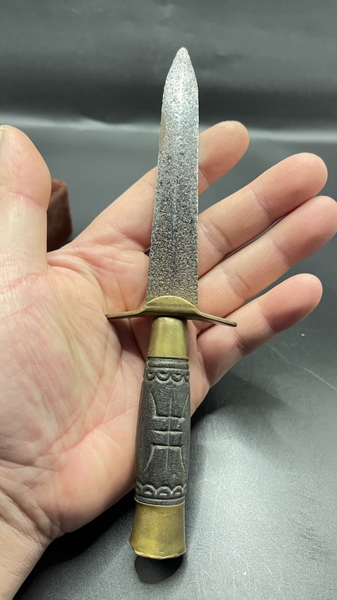 古玩銅器銅匕首帶域鑒保真卡拍賣，當前價格88元