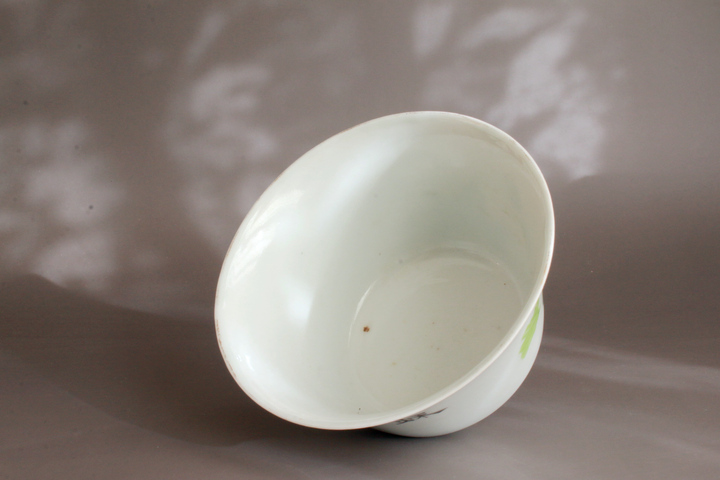 古玩陶瓷民國時期·粉彩花卉詩文茶杯真品鑒賞圖