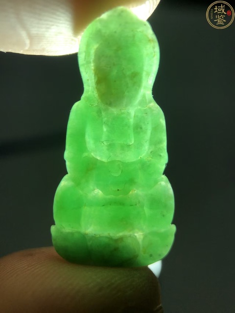 古玩玉器天然翡翠“觀音掛件”真品鑒賞圖