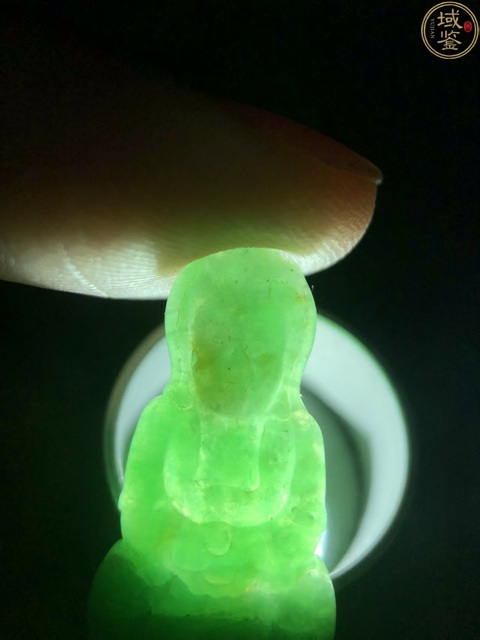 古玩玉器天然翡翠“觀音掛件”真品鑒賞圖