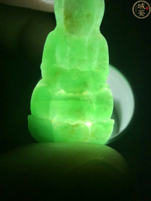 古玩玉器天然翡翠“觀音掛件”真品鑒賞圖