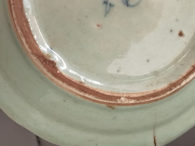 古玩陶瓷清乾隆豆青福壽盤真品鑒賞圖