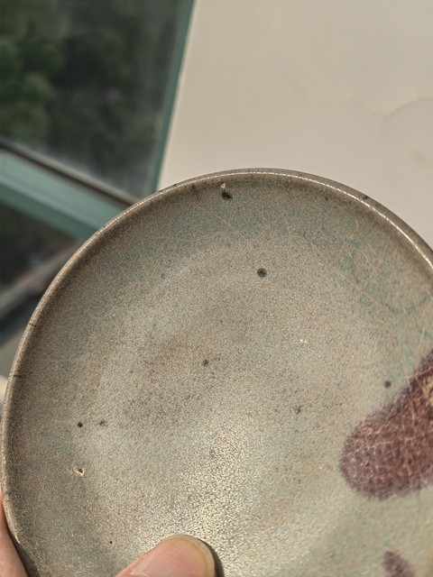 古玩陶瓷鈞窯天藍釉紫斑盤真品鑒賞圖