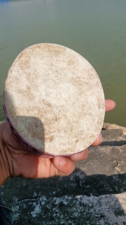 古玩陶瓷粉彩蓮花底座真品鑒賞圖