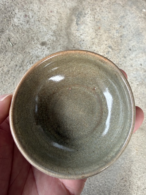 古玩陶瓷龍泉青瓷杯真品鑒賞圖