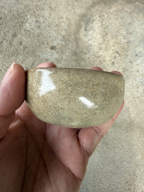 古玩陶瓷龍泉青瓷杯真品鑒賞圖