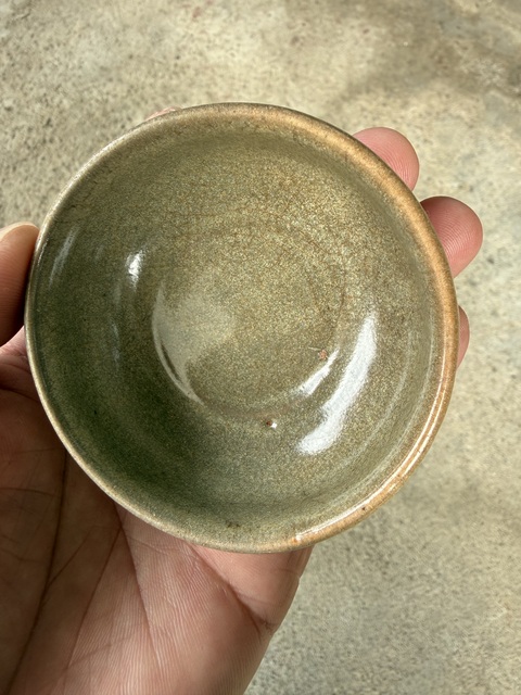 古玩陶瓷龍泉青瓷杯真品鑒賞圖