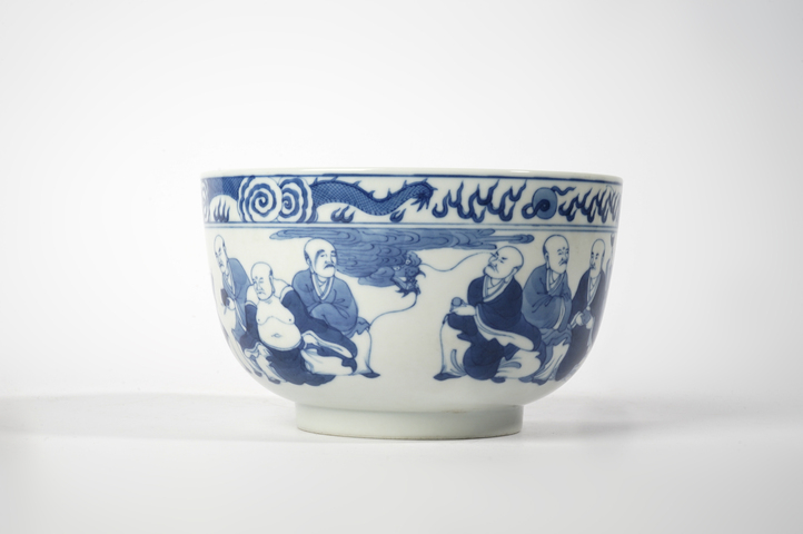 古玩陶瓷清晚期·青花十八羅漢紋碗真品鑒賞圖