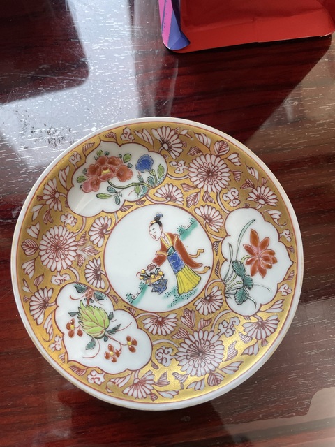 古玩陶瓷雍正·粉彩開窗仕女花卉紋杯碟一套 真品鑒賞圖