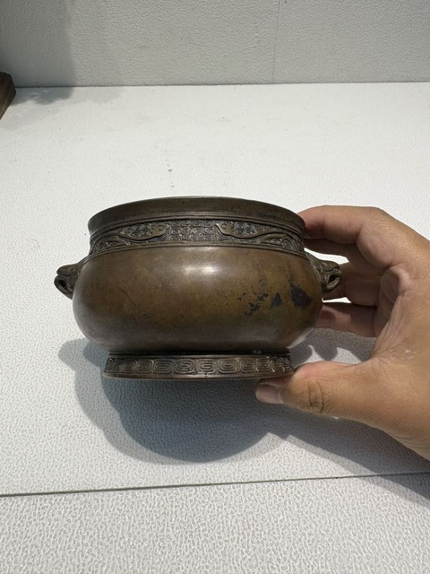 古玩銅器錦邊獅耳爐真品鑒賞圖