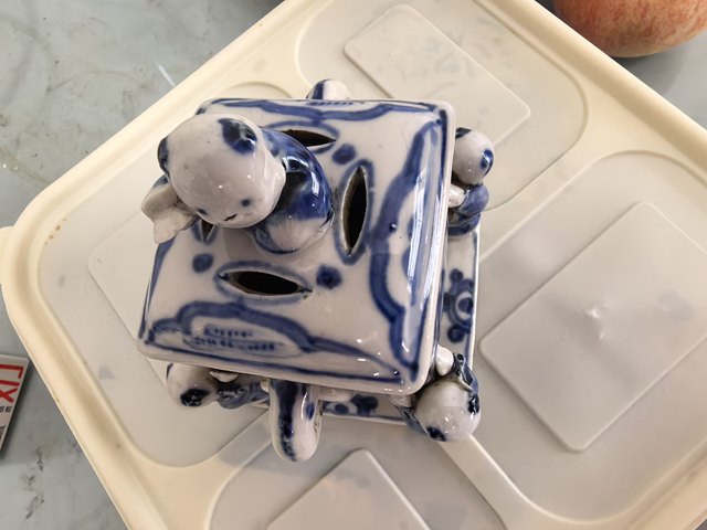 古玩陶瓷青花香薰爐真品鑒賞圖