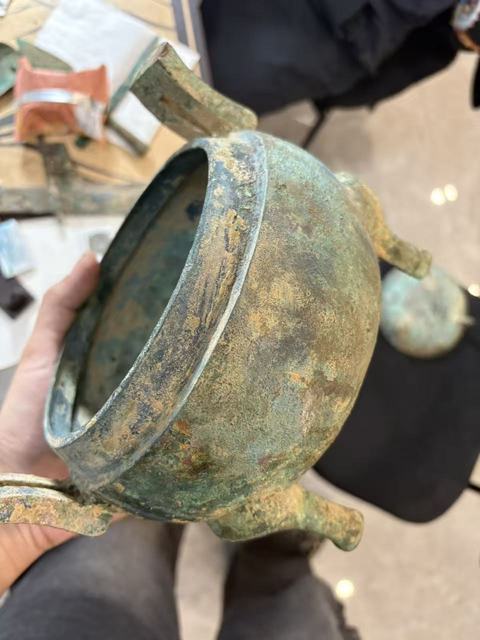 古玩銅器素面蓋鼎真品鑒賞圖