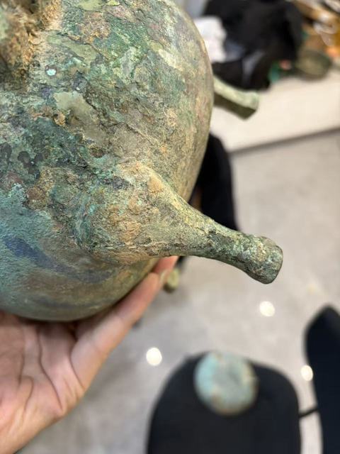 古玩銅器素面蓋鼎真品鑒賞圖