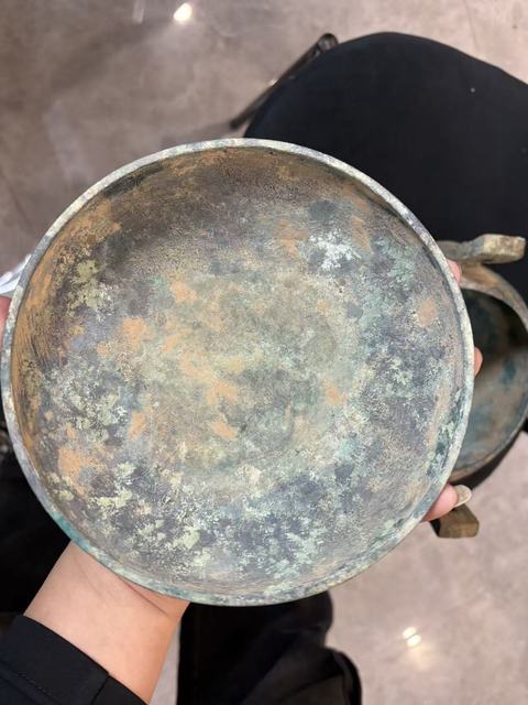 古玩銅器素面蓋鼎真品鑒賞圖