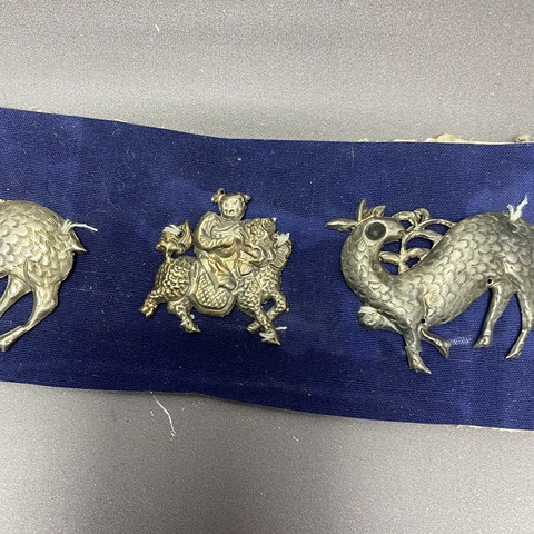 古玩陶瓷清晚期去·麒麟送子·銀飾拍賣，當前價格469元