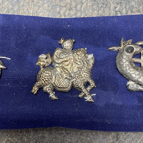 古玩陶瓷清晚期去·麒麟送子·銀飾拍賣，當前價格469元