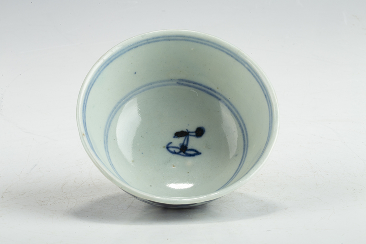 古玩陶瓷清中·青花花間雜寶紋杯
真品鑒賞圖