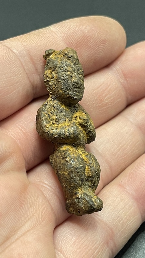 古玩雜項持荷童子真品鑒賞圖