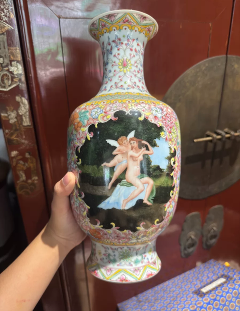 古玩陶瓷粉彩瓶真品鑒賞圖